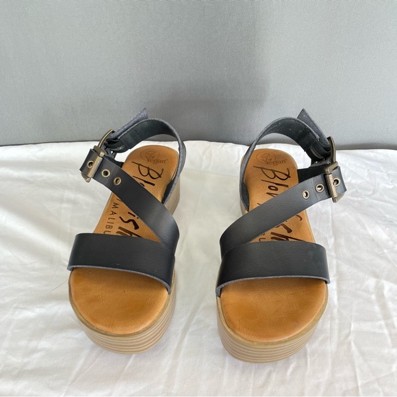 BLOWFISH Malibu Vegan Leather gladiator strap platform sandals w/ metal buckles - Picture 15 of 15